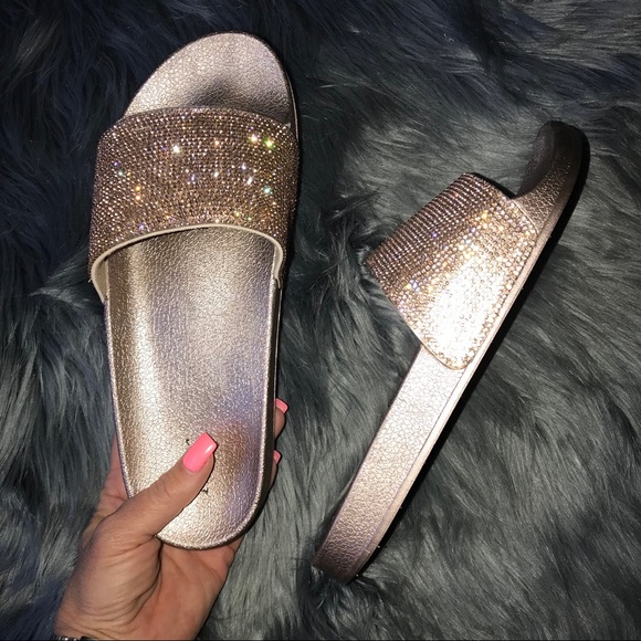 NWB 🌹 ROSE GOLD CRYSTAL ENCRUSTED SLIDES - Picture 5 of 8